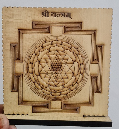 Sri yantra wood carving stand