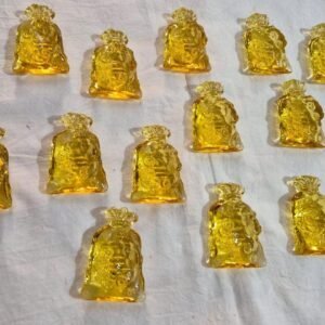 The yellow crystal [GLASS] money bag