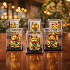 Golden Lucky Cat – Maneki Neko